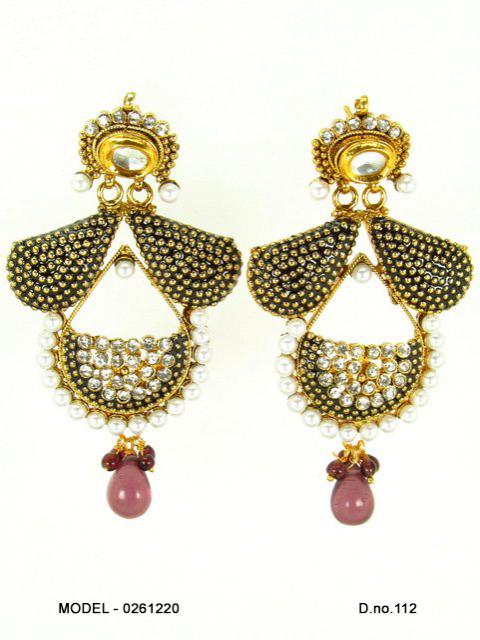 Ishani Velvet Earrings — LJ-3VR3PH