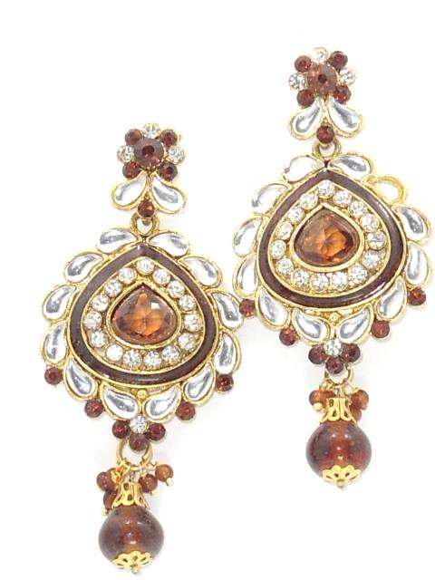Noor Velvet Earrings — LJ-1MT4V3D
