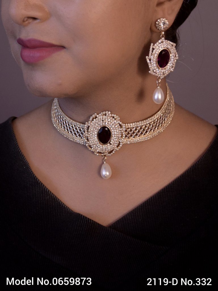 Meher Radiance Necklace — LJ-K67U3R