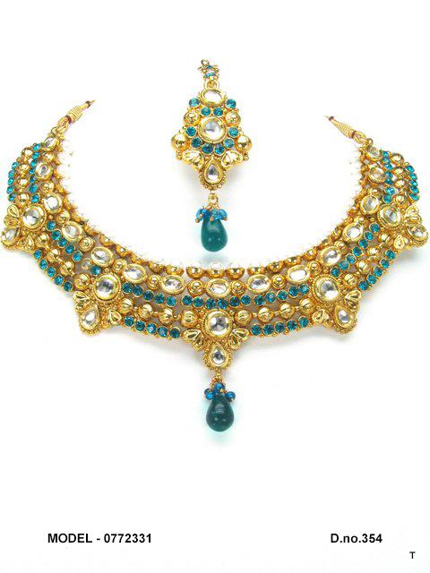 Ishani Velvet Necklace — LJ-1BEE6AT