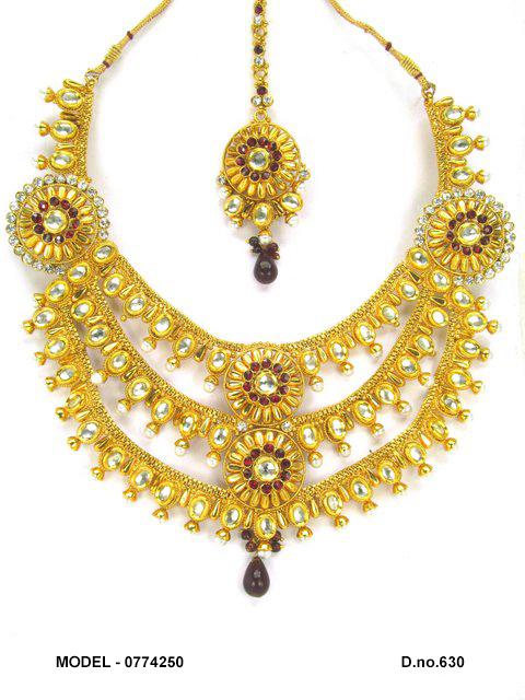 Saanvi Ember Necklace — LJ-3PV08R