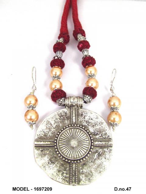Celeste Radiance Necklace — LJ-30ARMQ