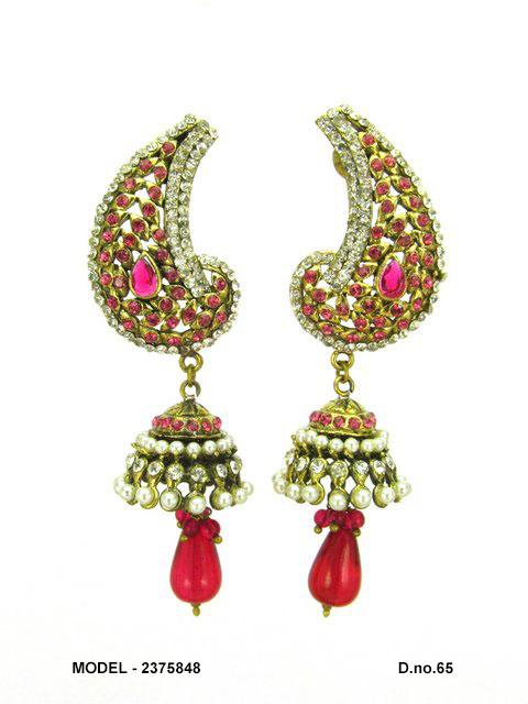 Veda Velvet Earrings — LJ-ISR3GU