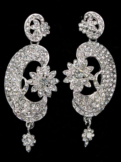 Mira Crescent Earrings — LJ-1QR25E0