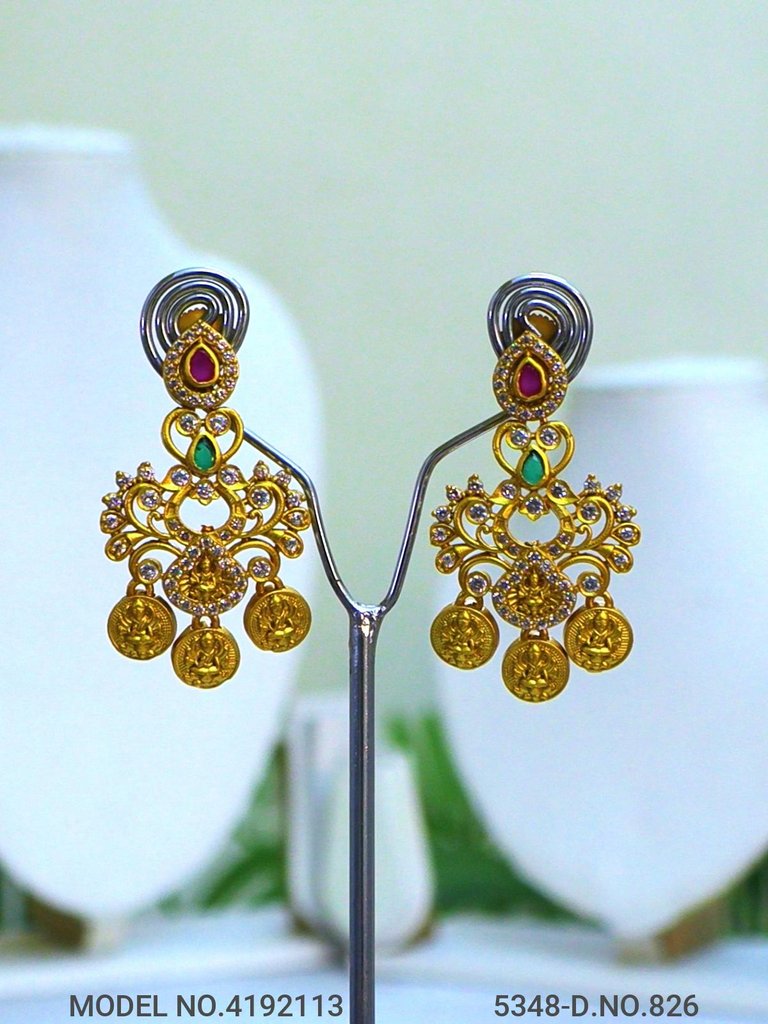 Traditional Necklaces