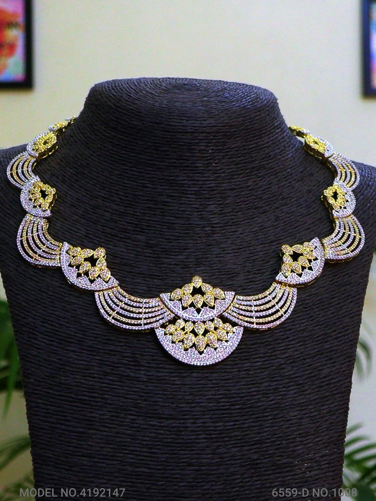 Traditional Zirconia Jewelry Set for Classy Women