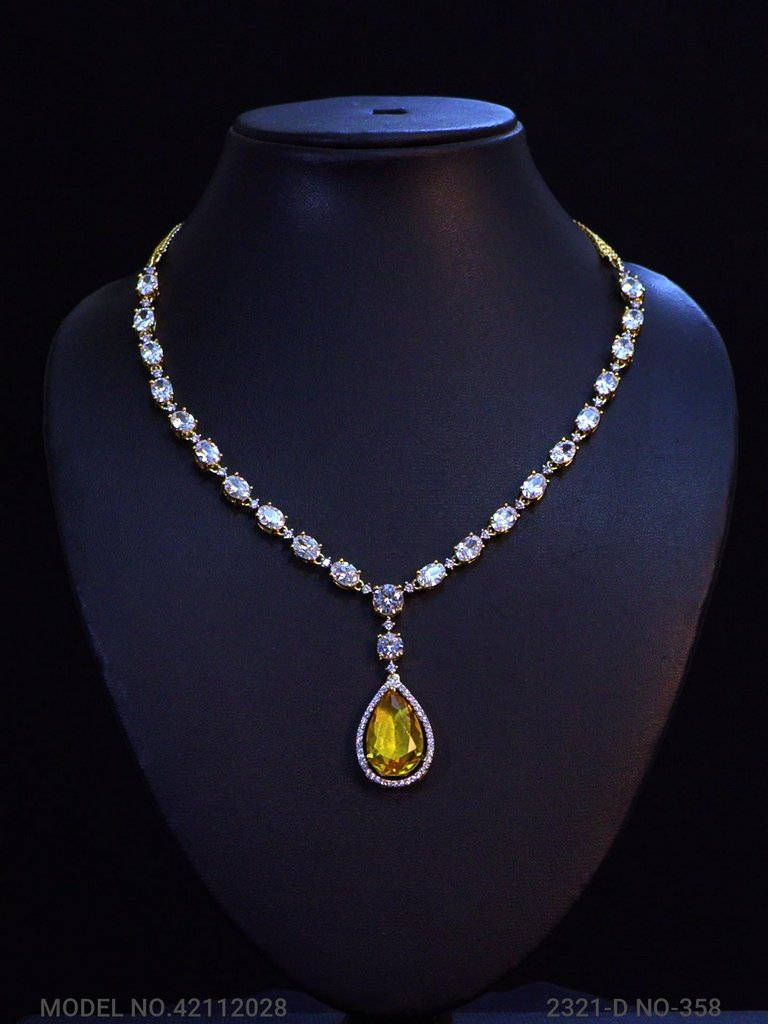 Fine Fashion Jewelry