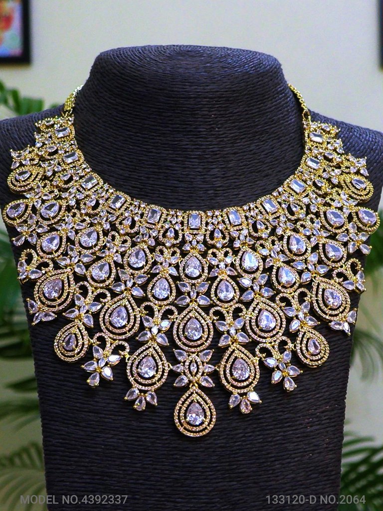 Trendy Traditional Necklace Set | Ideal Birthday Gift