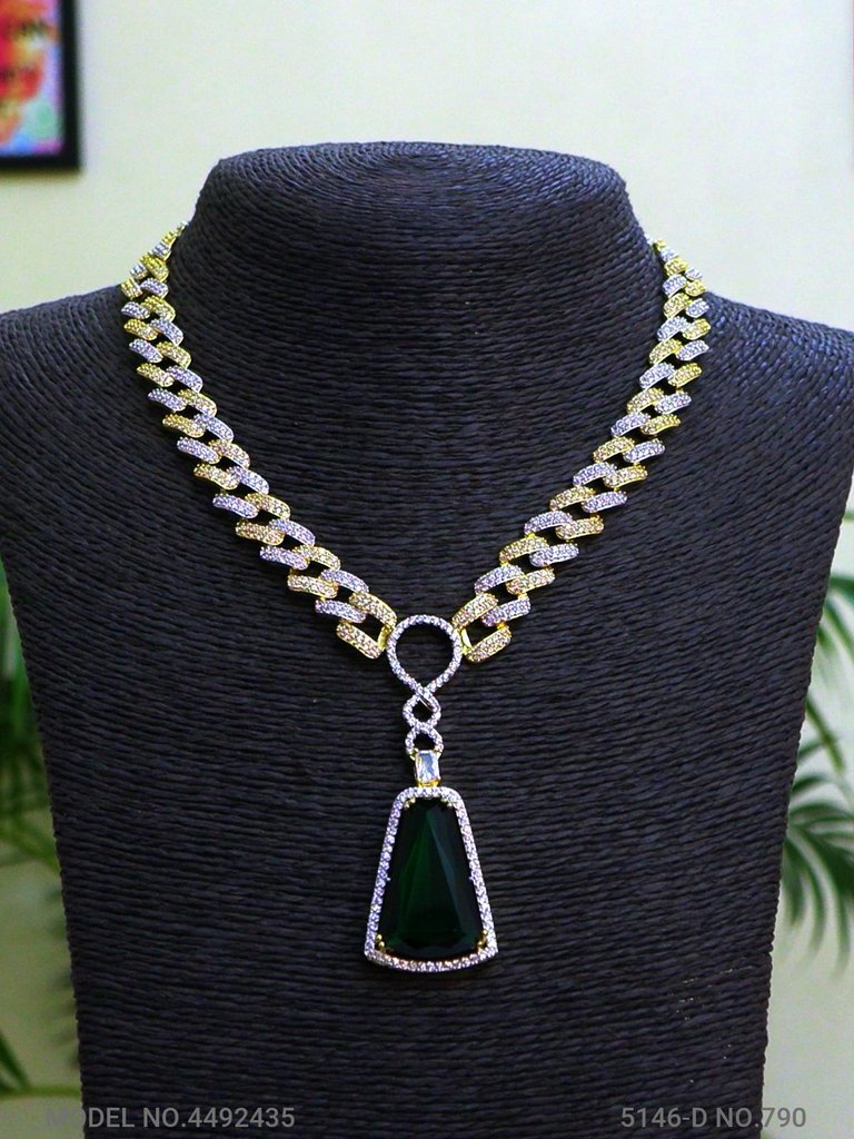 Original Zircon Necklace Set