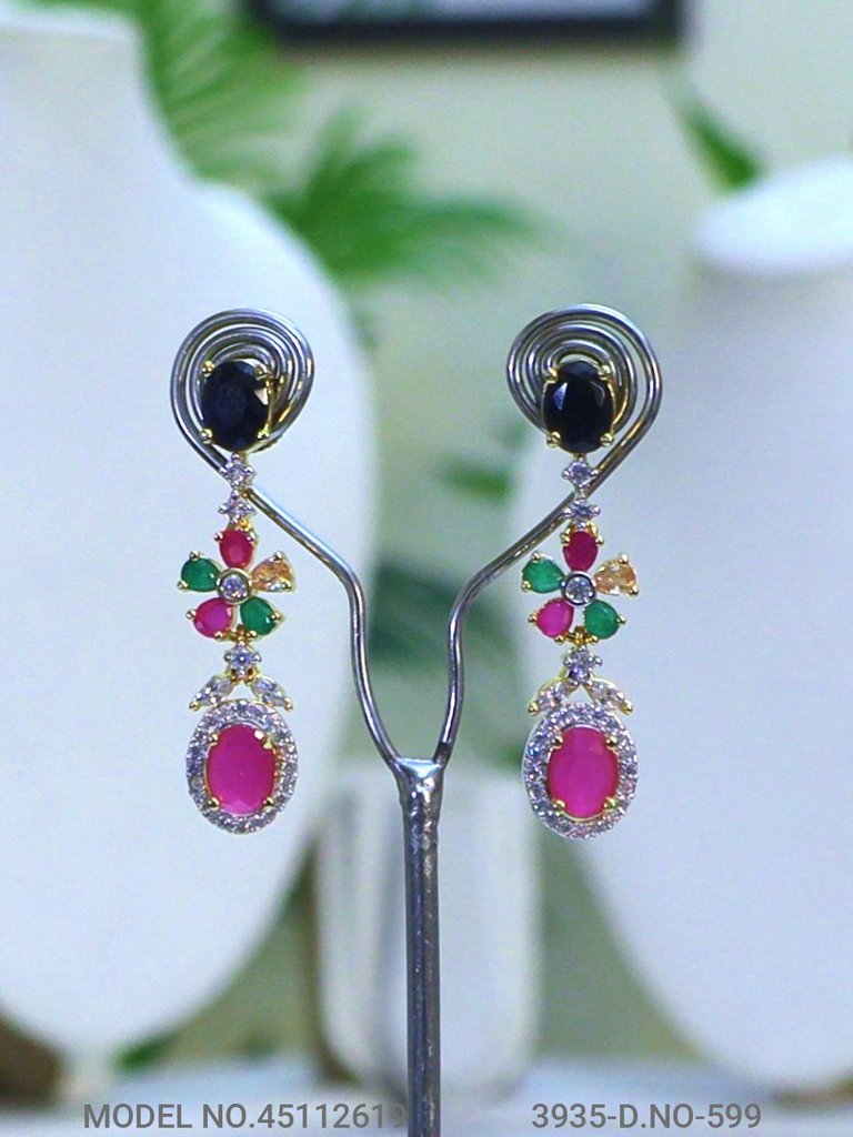 Smart Alternative to Expensive Diamond Jewelry