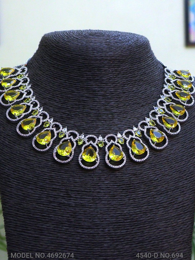 Necklace Designed by Passionate Craftsmen !