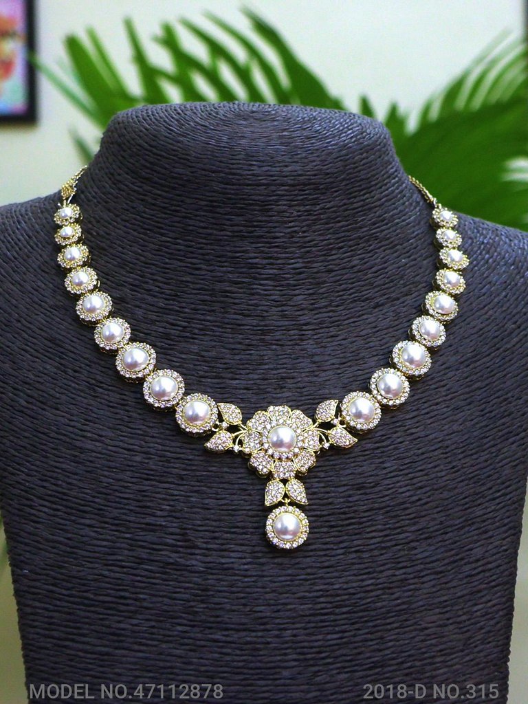 Partywear Classic Jewelry Set