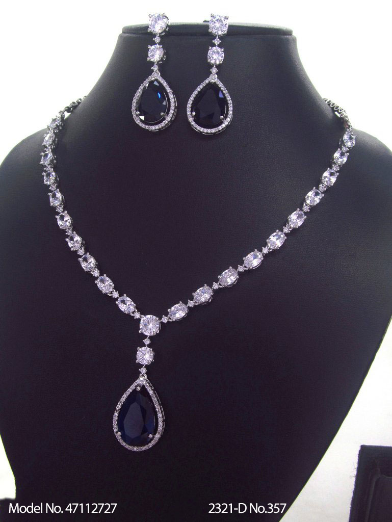 Partywear Classic Jewelry Set