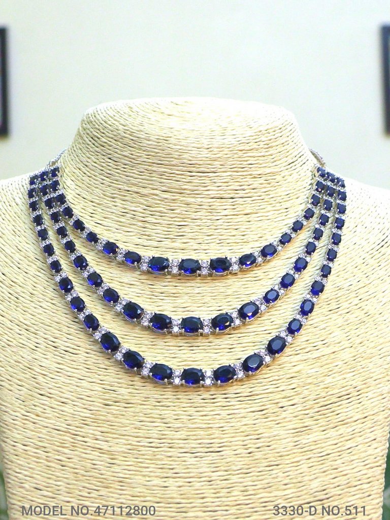 Necklace Set crafted for bold Women