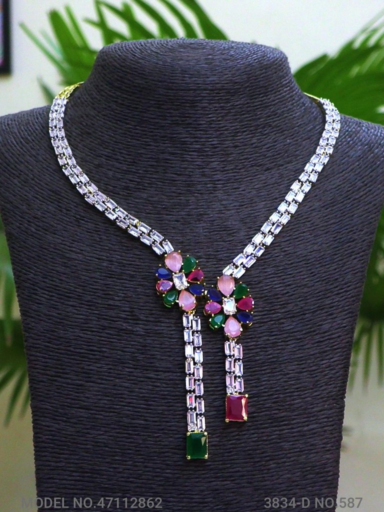 Necklace Set crafted for bold Women