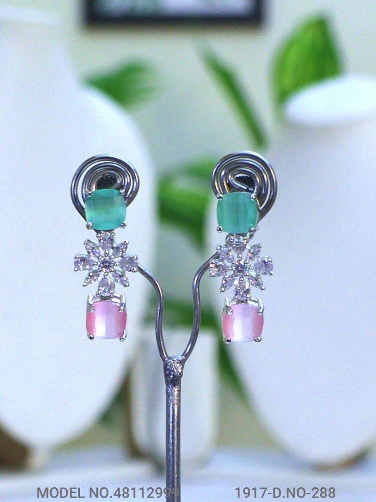 Imitation Jewelry | International Quality