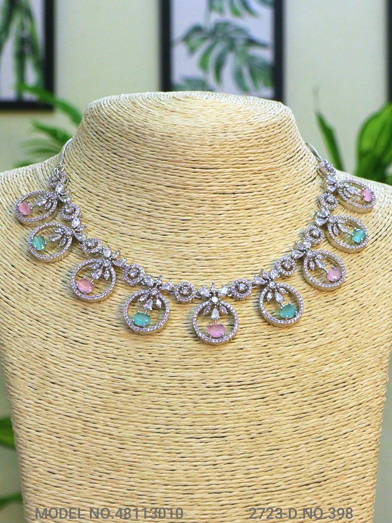 Western Necklace set