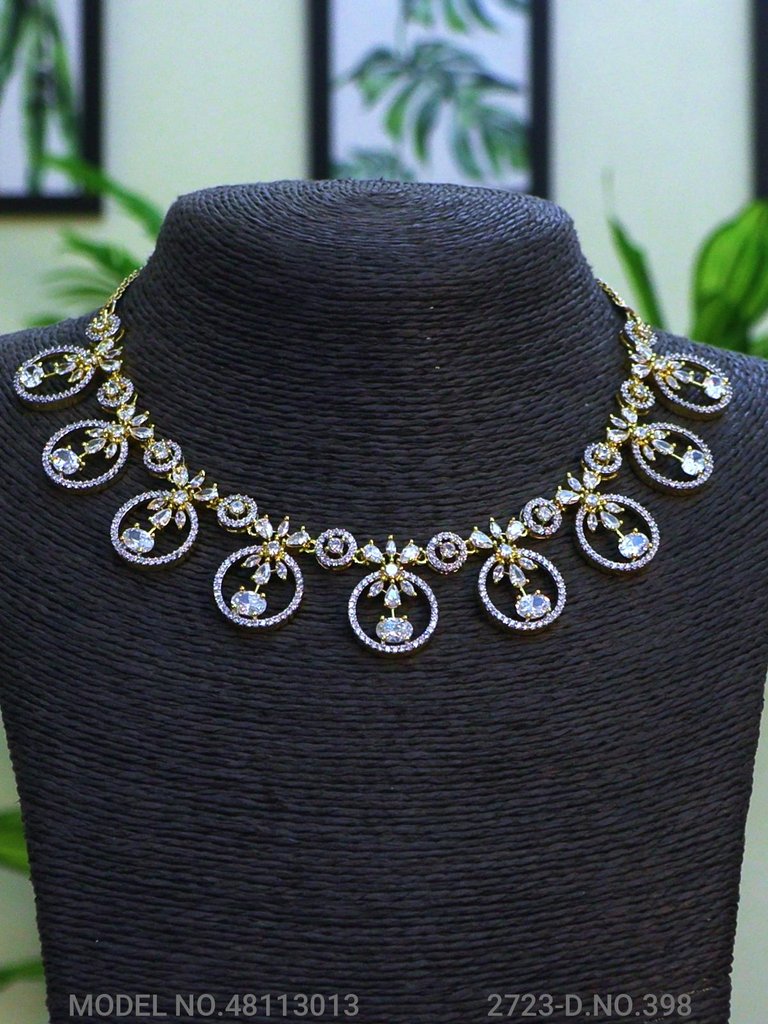 Partywear Classic Jewelry Set