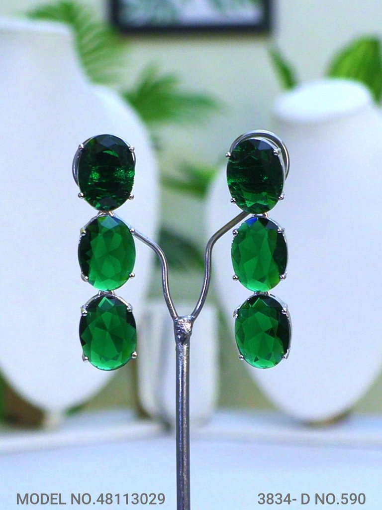Be a Showstopper in your Party !