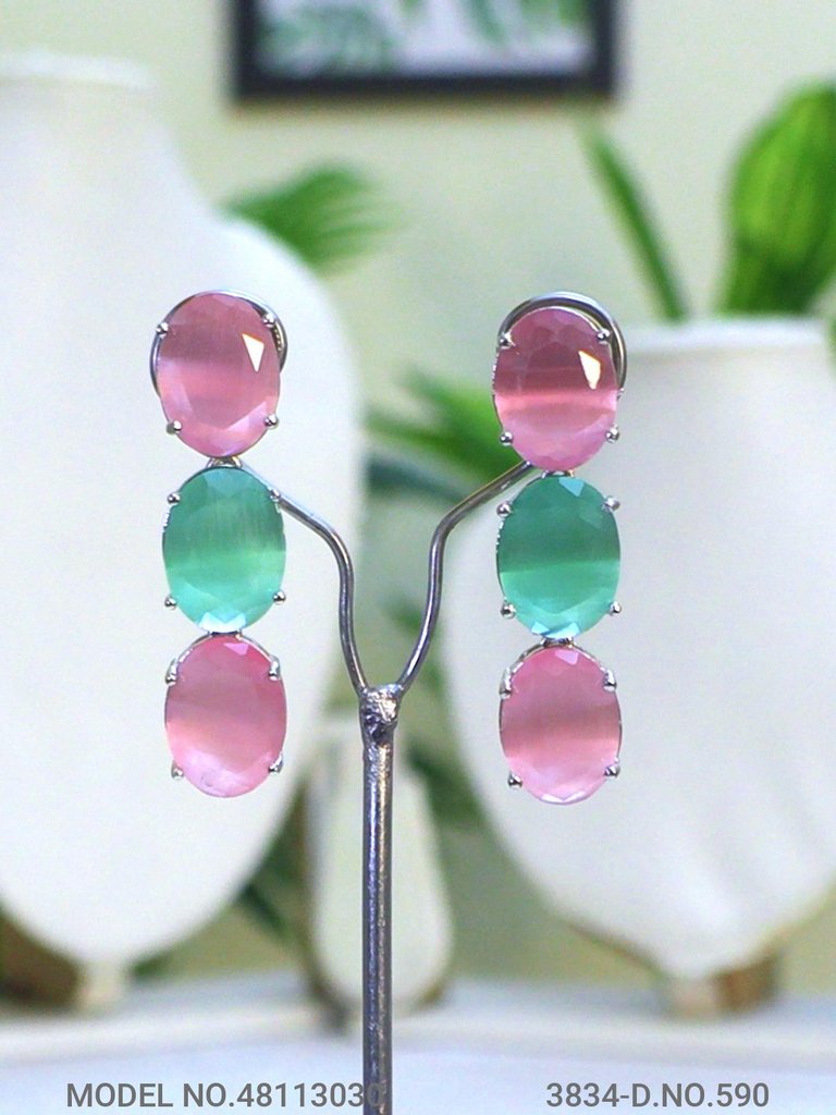 Smart Alternative to Expensive Diamond Jewelry
