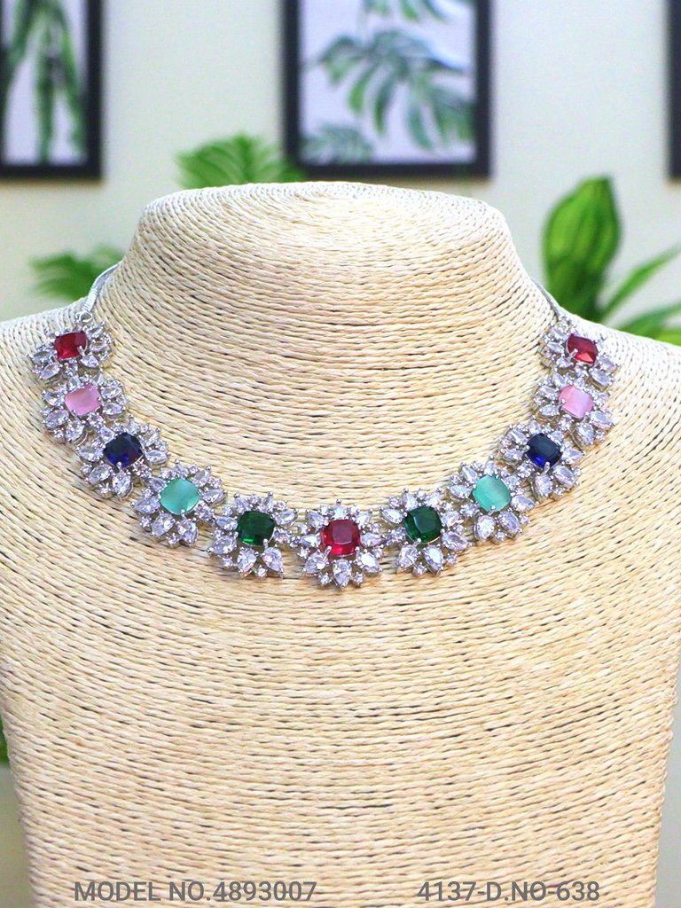 The best Gift for a Woman ! Jewelry