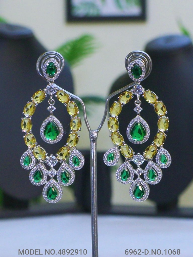 Wholesale Traditional Necklace Set
