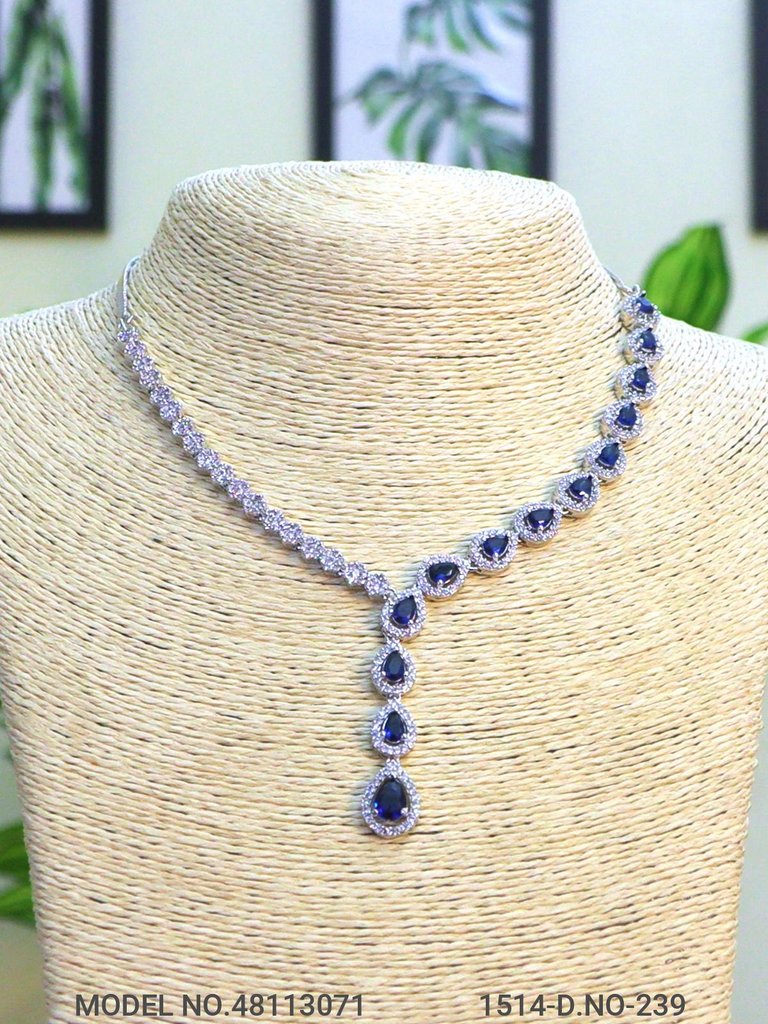 Be a Showstopper in your Party !