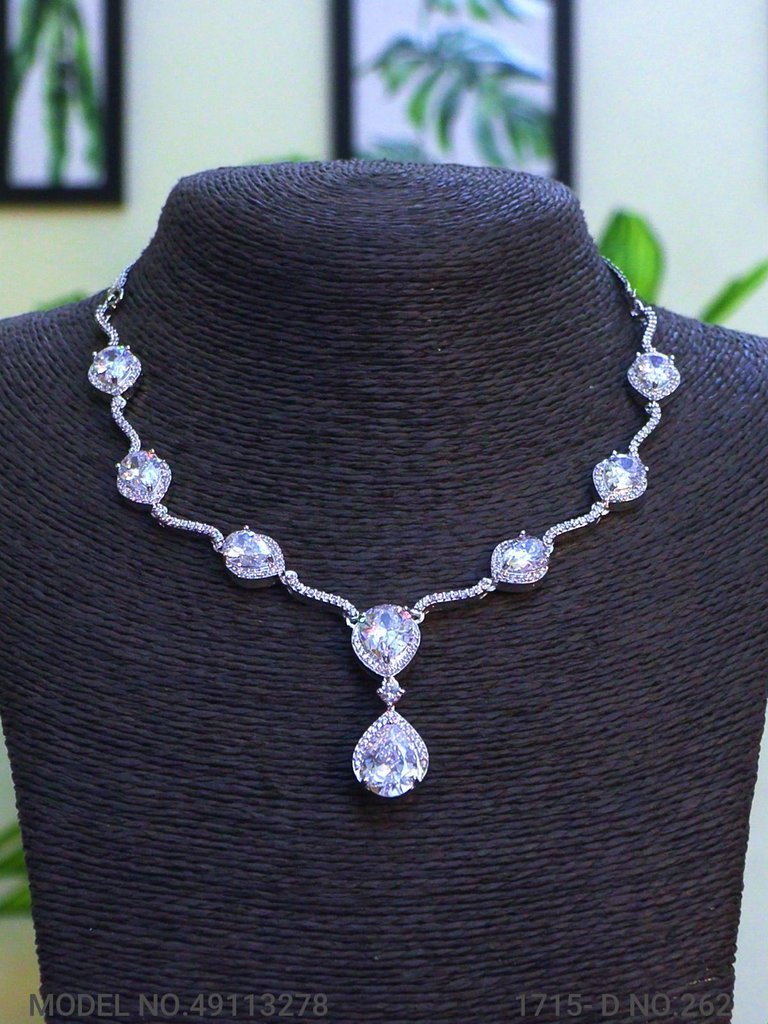 Wholesale Classic Necklace Set