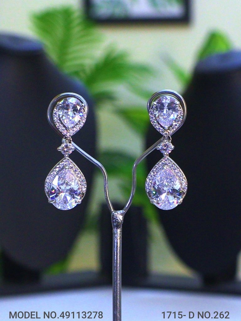 Wholesale Classic Necklace Set