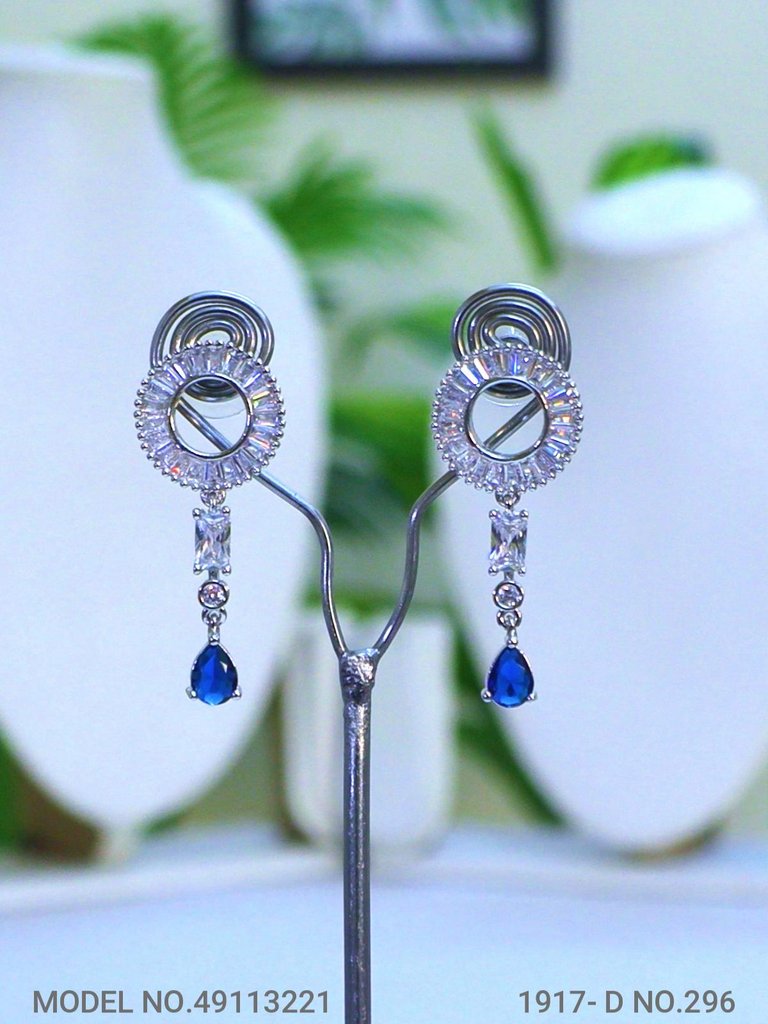 Light weighted CZ Necklace Set