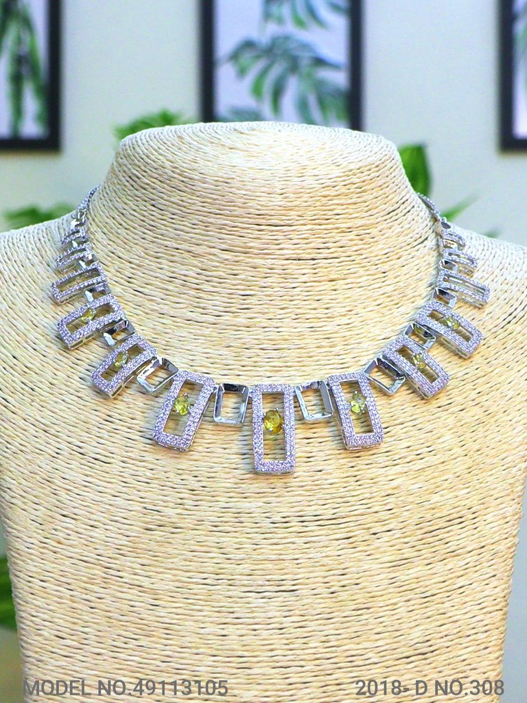 Smart Alternative to Expensive Diamond Jewelry