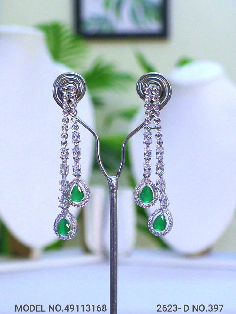 Ideal Necklace Set for Wedding Jewelry Occasions