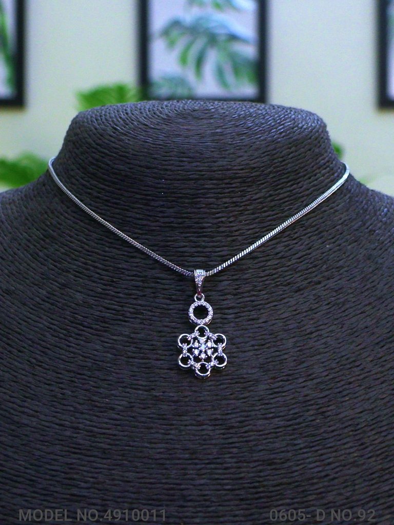 Zirconia Fine Fashion Pendant Set