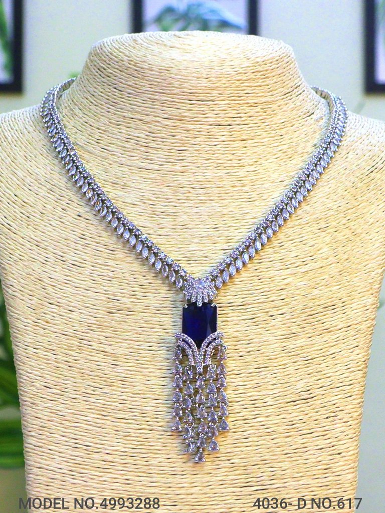 Traditional yet Trendy Design | Ideal for your Parties !