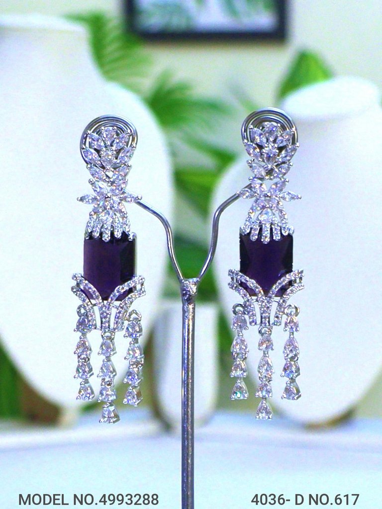 Traditional yet Trendy Design | Ideal for your Parties !