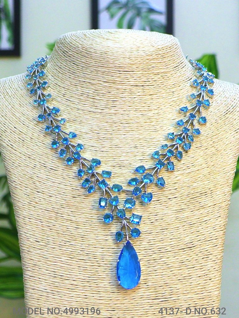 Traditional American Diamond Set
