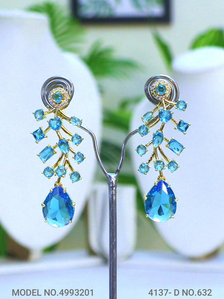 Designer Jewelry in Wholesale