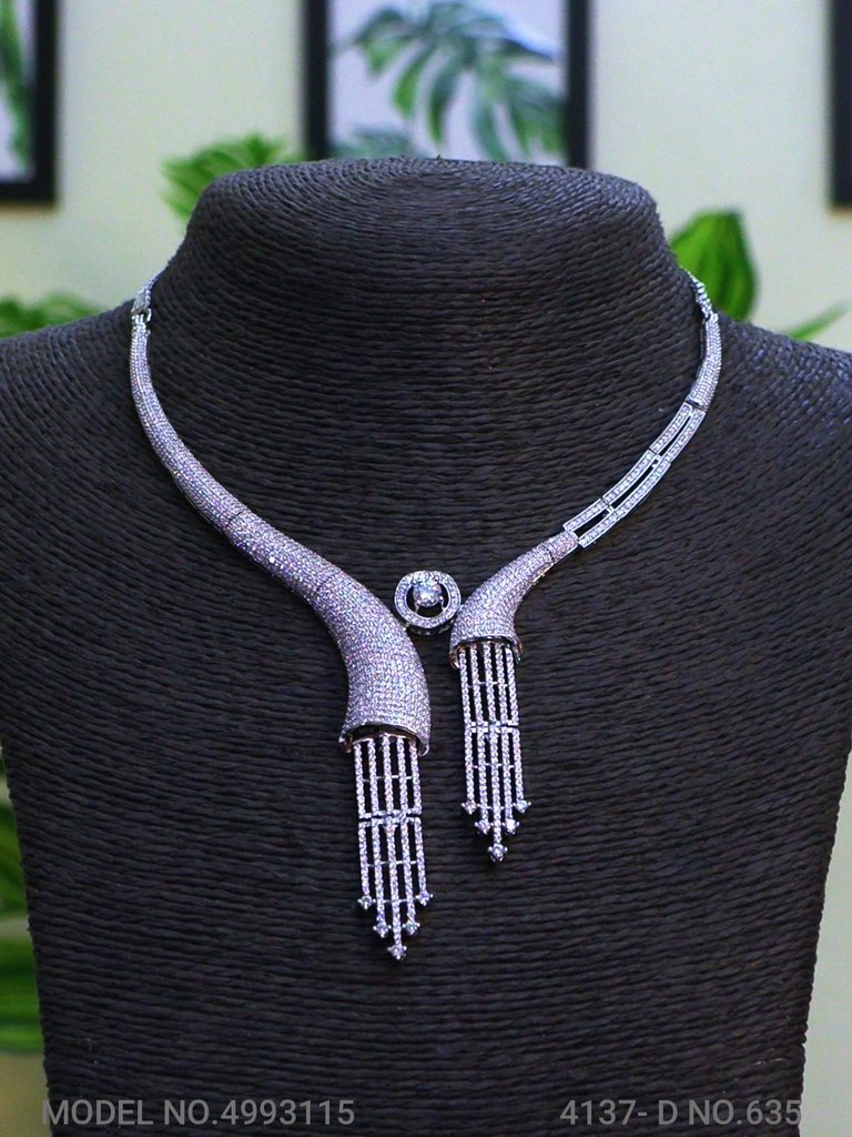 Traditional yet Trendy Design | Ideal for your Parties !