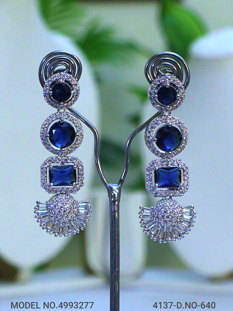 Trendy Traditional Necklace Set | Ideal Birthday Gift
