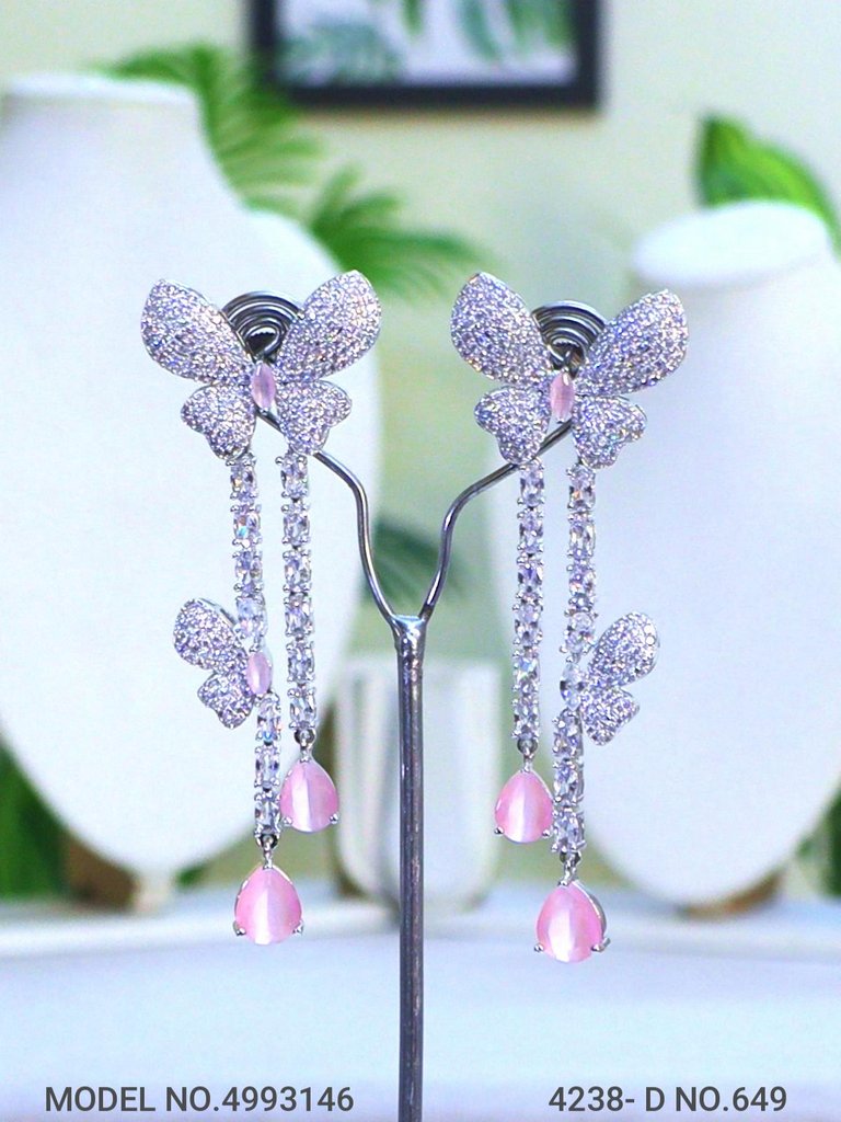 Bridesmaid Necklace Set for Traditional Weddings