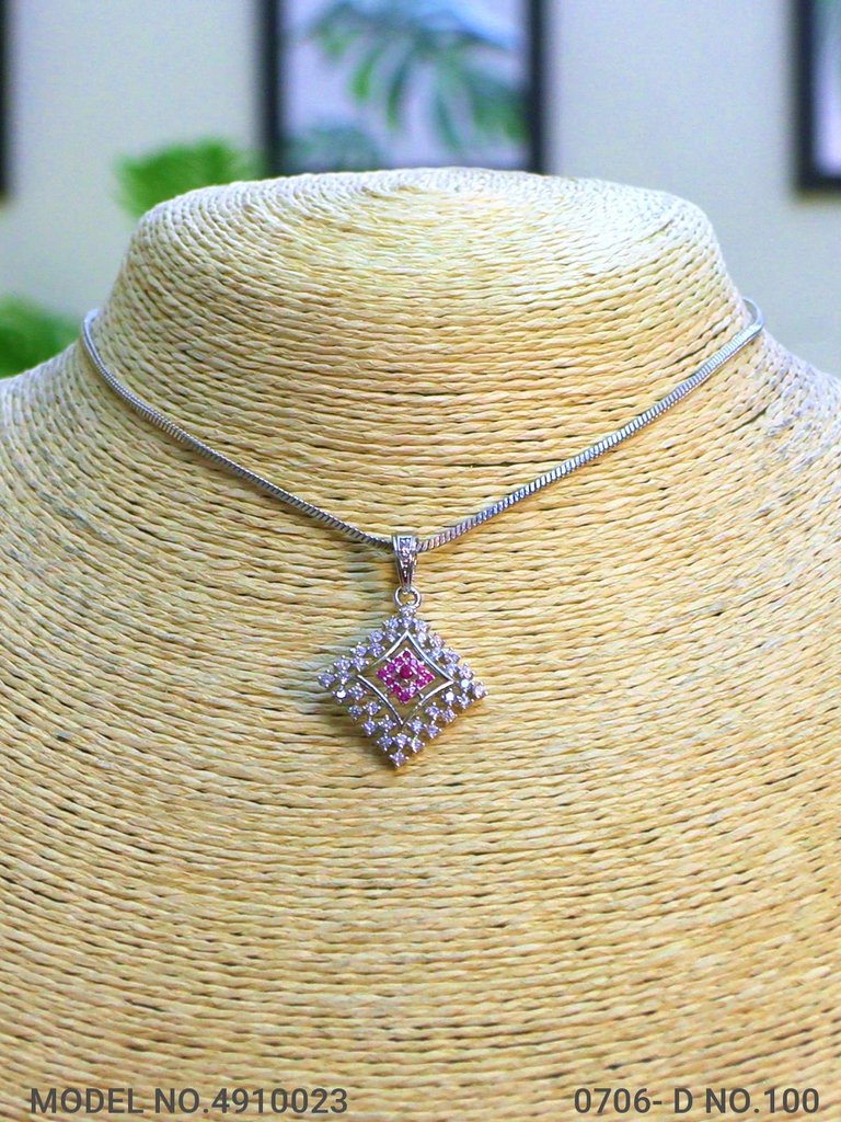 Diamond Replica Pendant Set |