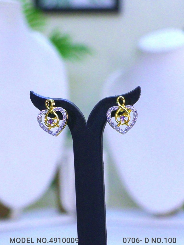 Pendants | Latest Fashion Jewelry