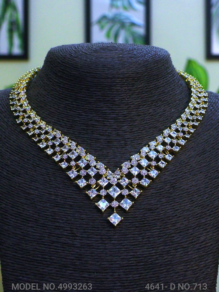 Wholesale Traditional Necklace Set