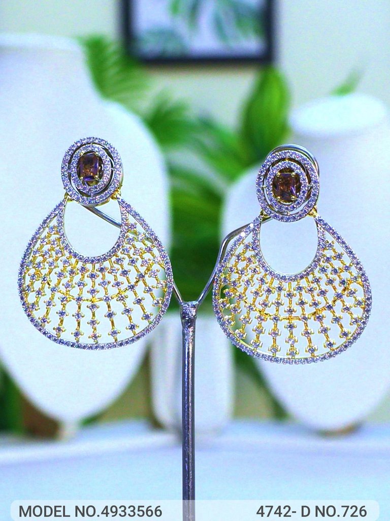 Award winning design | Partywear