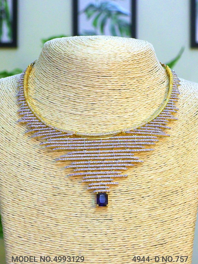 Statement American Diamond Set
