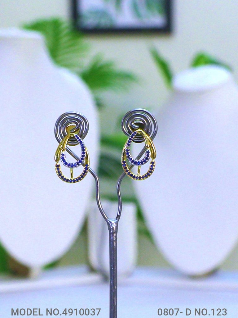 Showstopper Imitation Pendant Set