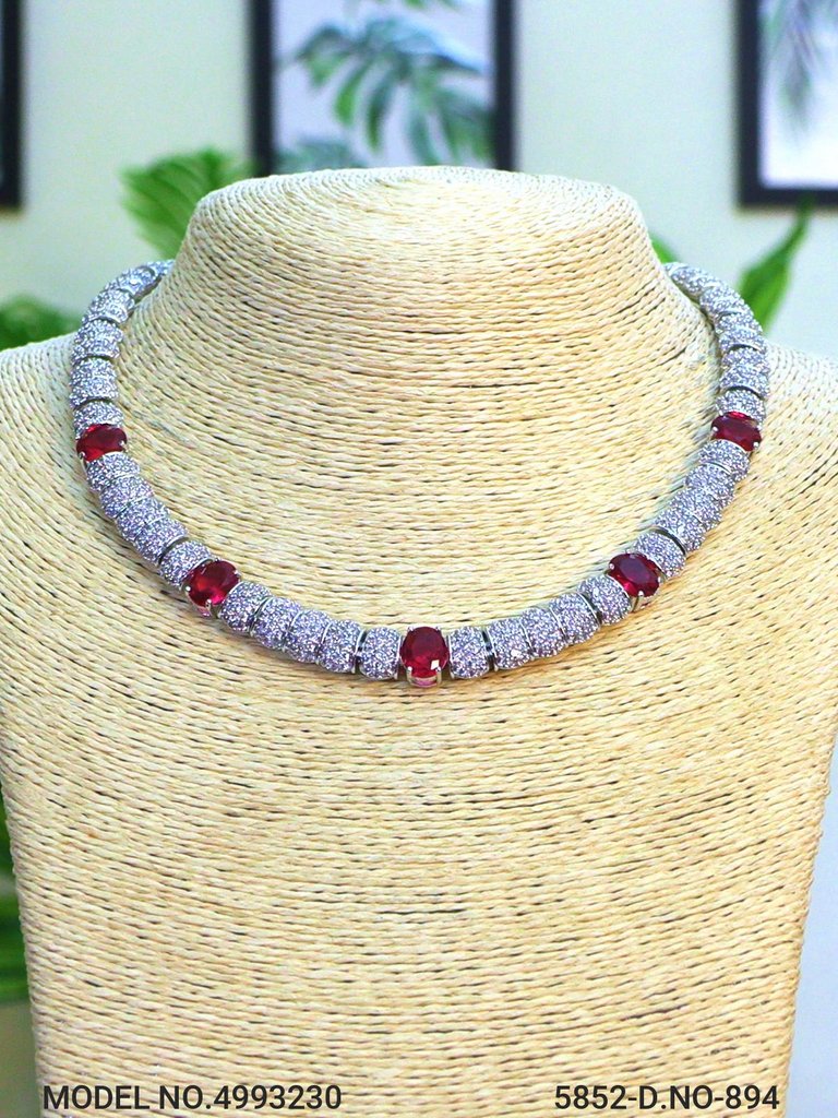 Traditional yet Trendy Design | Ideal for your Parties !