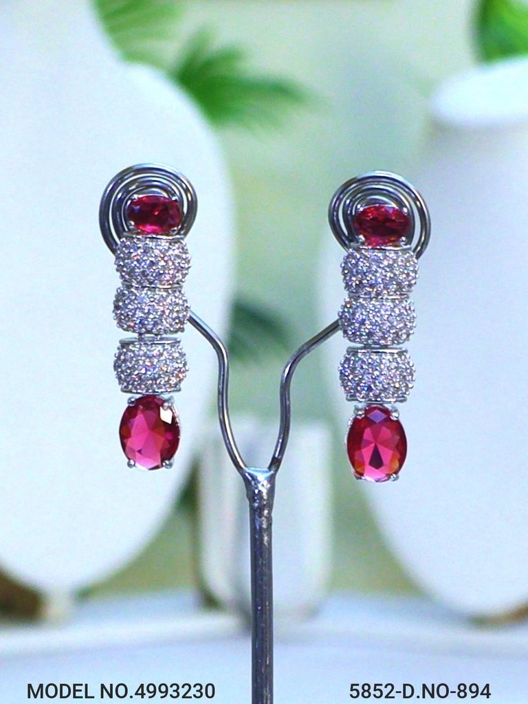 Traditional yet Trendy Design | Ideal for your Parties !