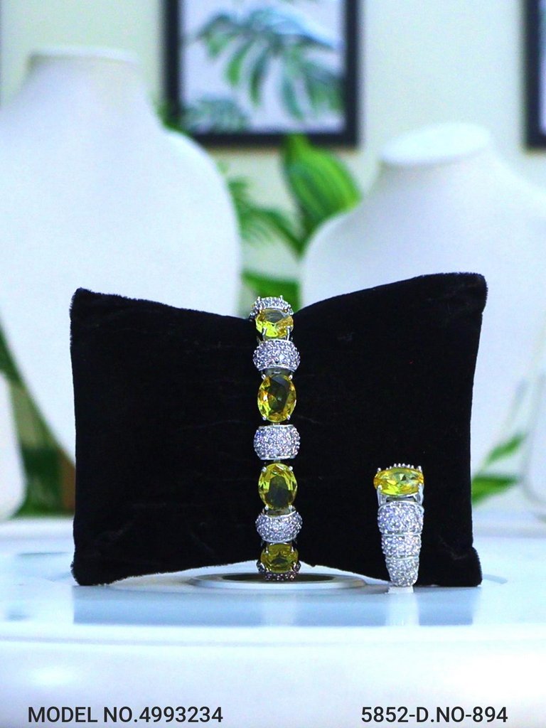 Ideal Gift for Traditional Ladies