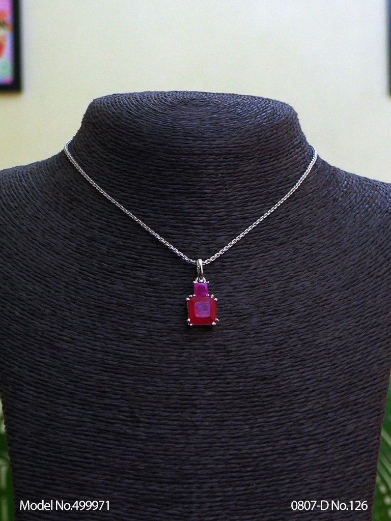 Showstopper Imitation Pendant Set